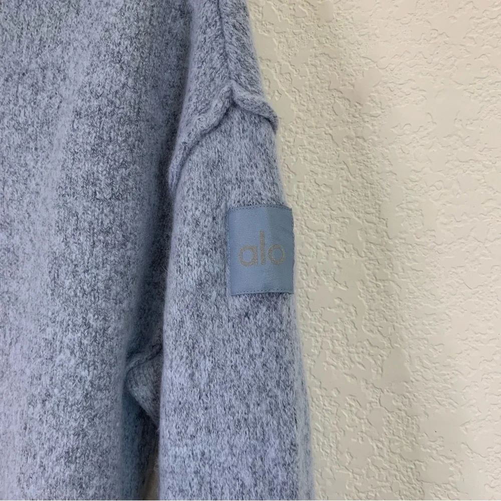 Alo Yoga New Class cashmere hoodie sweatshirt Celestial Blue XS